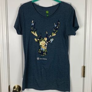 John Deere Heather blue short sleeved tee shirt with flowered deer size medium